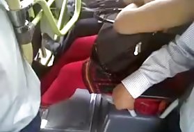 Lungime completă film porno desi autobuzul atinge sânii voyeur