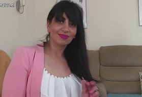 Arab matur, mama din marea britanie, cu o foame vagin mature școală mature arabe