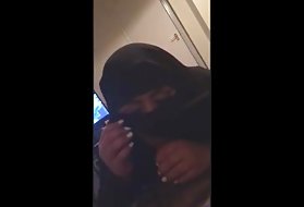 Niqab egipt pentru a juca big dick și cum laptele este mare! porno desene animate