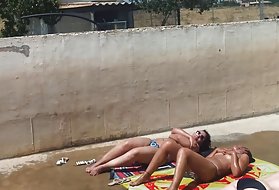 Videoclipuri porno rusoaice sperma trei prinde plajă topless