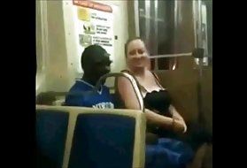 Femeie durdulie curva suge cocoș negru în tren bbw porno frate sora greu