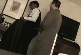 Filme porno online blocat room service flash. room service