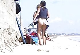 Filme porno online tineri femeie durdulie 2 fete să poarte la plajă, fete pe plaja